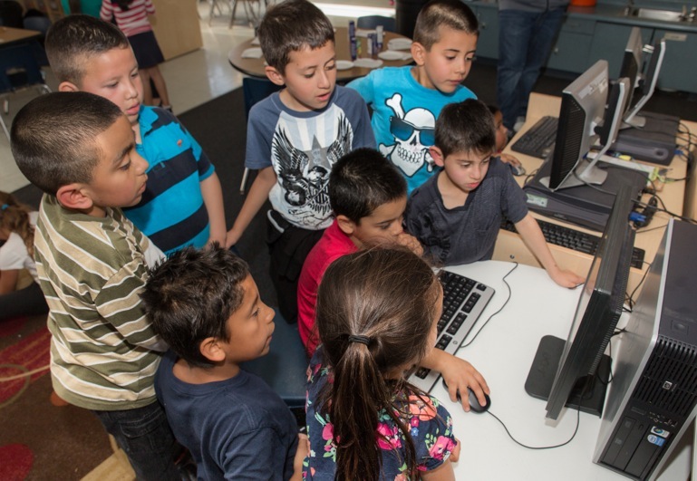 100 Students & Their Families Now Have Access to Technology