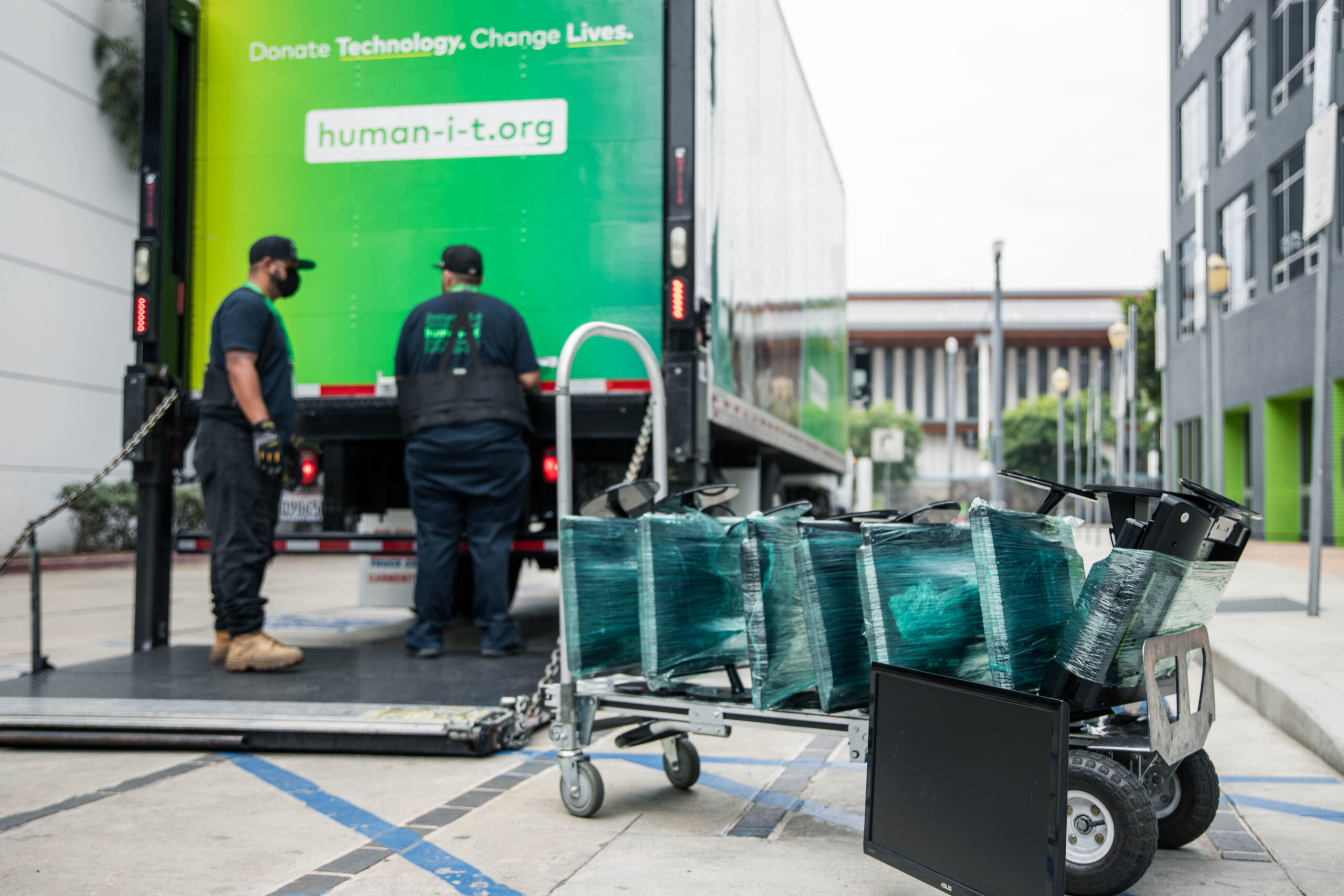 How to Pack E-Waste and Electronic Donations for Nonprofits