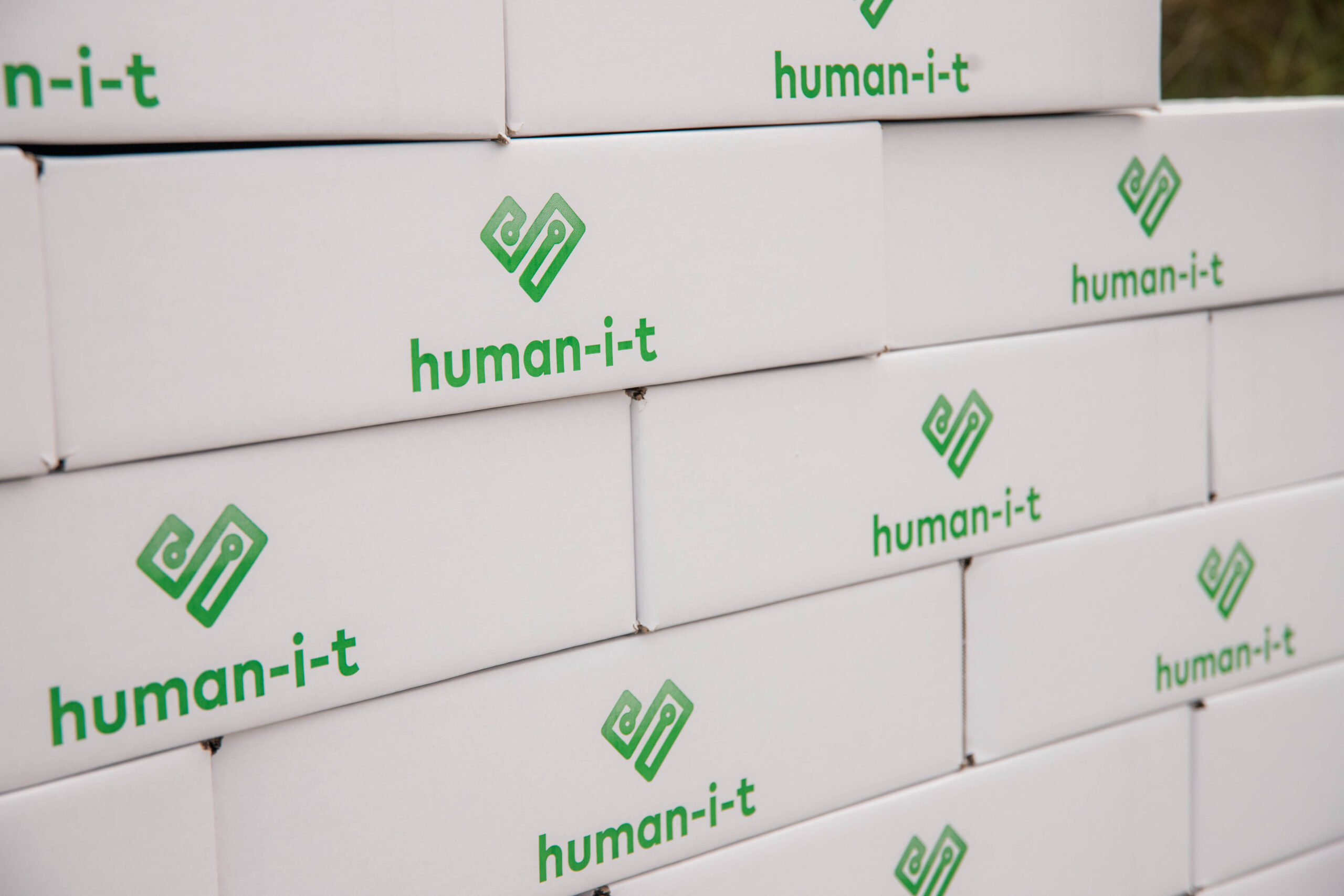 The basics of how to use the new Human-I-T Online Store 